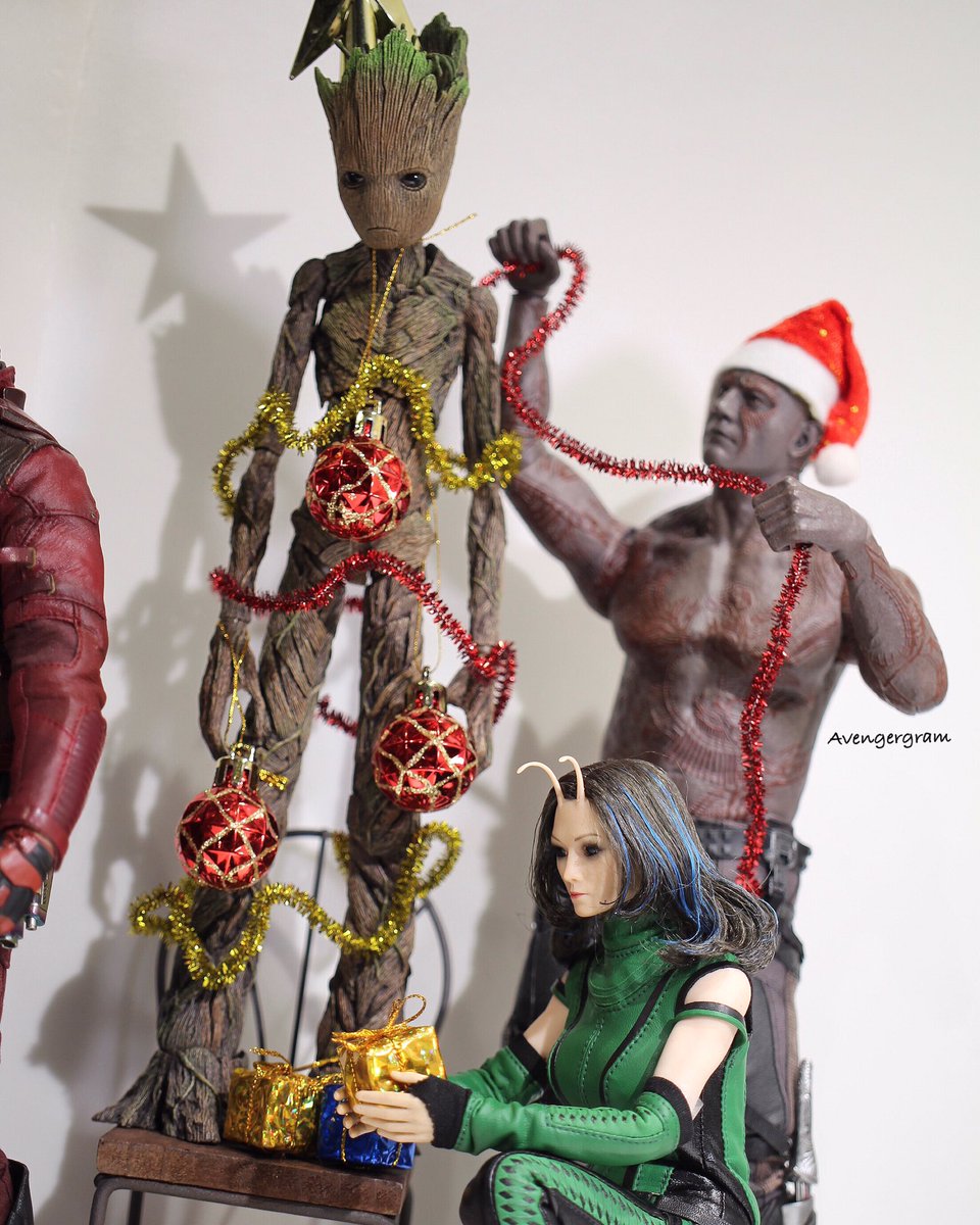avengergram's tweet photo. Here’s one of my favourite Marvel announcements from today - a GotG Holiday Special! 🎄🦝 🦾 @JamesGunn https://t.co/IsNpXt5n2K