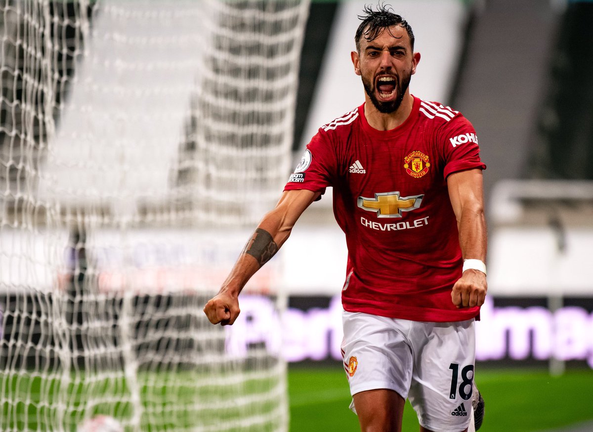 talkSPORT's tweet photo. Let’s settle the debate...

Who’s the better player? 🤔

🔁 RT for Bruno Fernandes 
❤️ Like for Kevin De Bruyne

#MUNMCI // #ManchesterDerby https://t.co/G5vi0Urion
