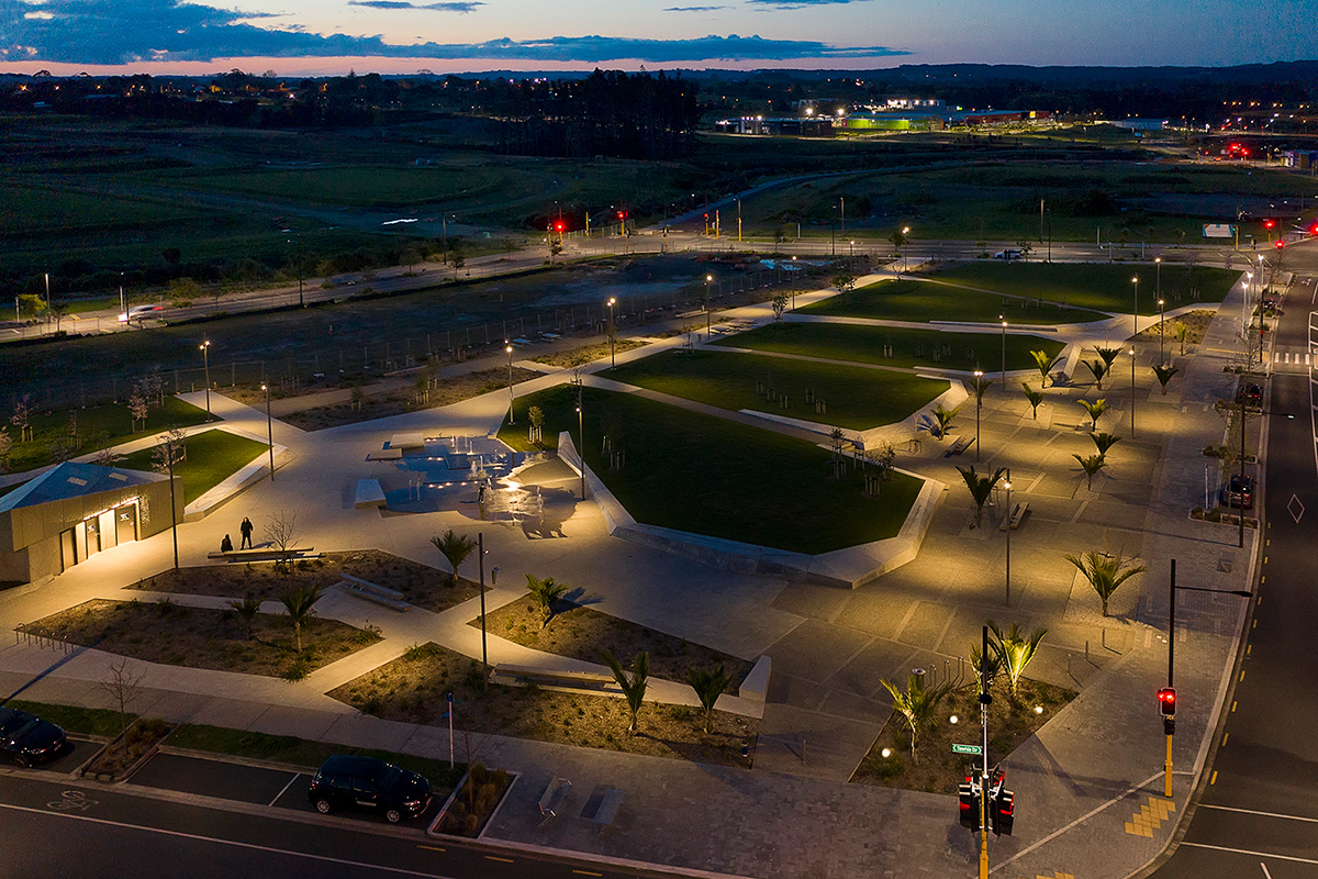 WEEFUSA's tweet photo. Green space for an emerging part of Auckland

Read more here: https://t.co/b2nYvdJMqu

Client: @AklCouncil
Sales Partner: @lightarchitect
Lighting Design: @weef_australia
Landscape Architect: Isthmus Group ltd
Photography: @lightarchitect

#WEEF #Park #Auckland #MHL #Isthmus #LED https://t.co/ik7om6LZye
