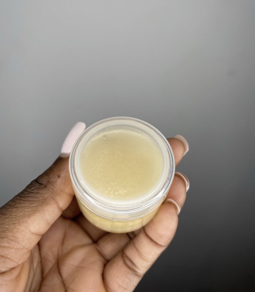 DcwBeauty's tweet photo. Shop our Mango lip scrub today✨ https://t.co/e8Hj1sf6uN 

•Benefits of this lip scrub includes :
✨Removes dead skin
✨Softens lips 
✨Restores moisture 
✨Exfoliates lips 

Shop @dcwbeauty_ today💕 
#beauty #skincare #skincareroutine #lipscrub #exfoliate #health #sugarscrub https://t.co/qujLHs3igb
