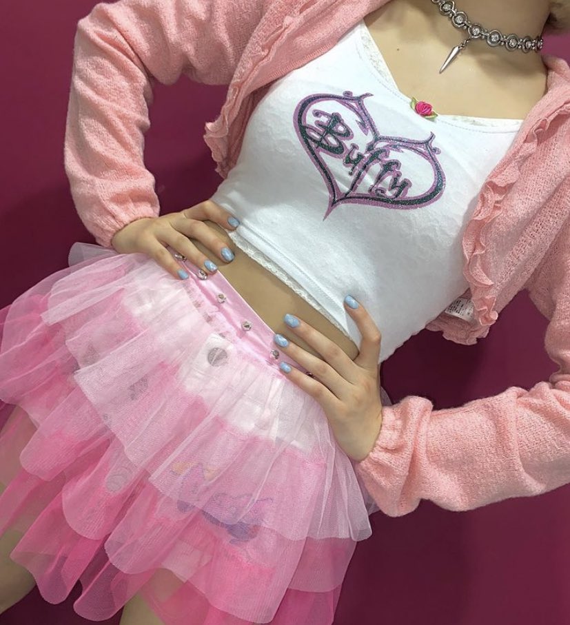 nancypicture's tweet photo. her fit!!! she’s insane wow https://t.co/yCePinSI2t