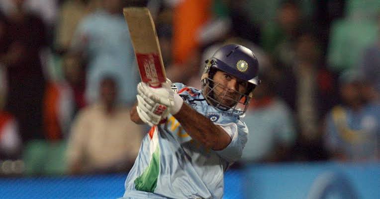 ..helped India avoid a shocker (yes Ind were 3/24 and 4/108 chasing 225!). His 2003 burst followed a senior Yuvraj that made the world stand on his feet in aww. He followed India's 2007 50 over exit by helping India win 2007 T20 WC where he scored at a SR of 194. 