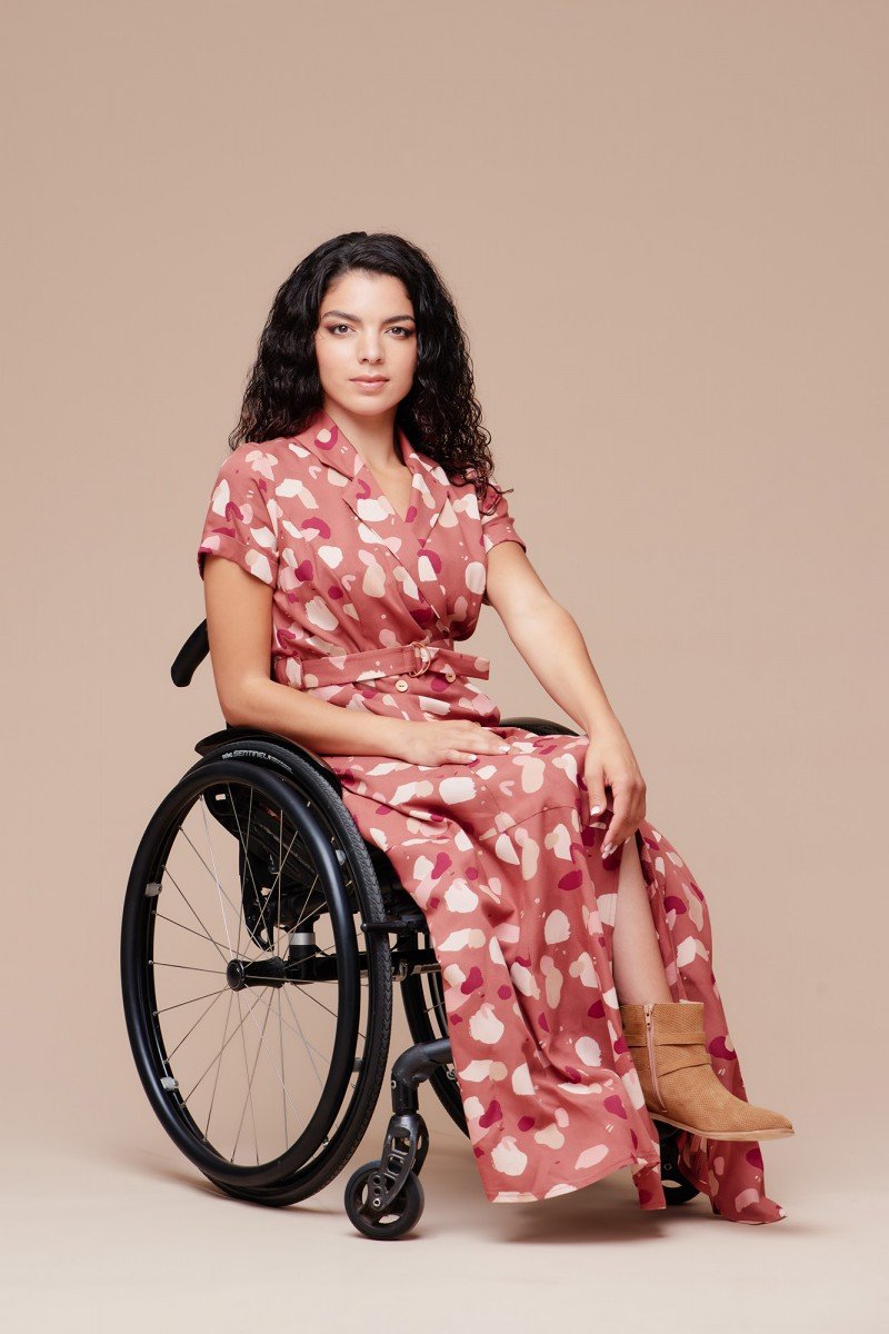 Deer and Doe - French company offering almost their entire collection in English as well! I highly recc their Dressed e-book if you're looking for a good solid collection of basic patterns. offers eu size 34-52 (bust 80-116 cm) https://shop.deer-and-doe.fr/en/&nbsp;