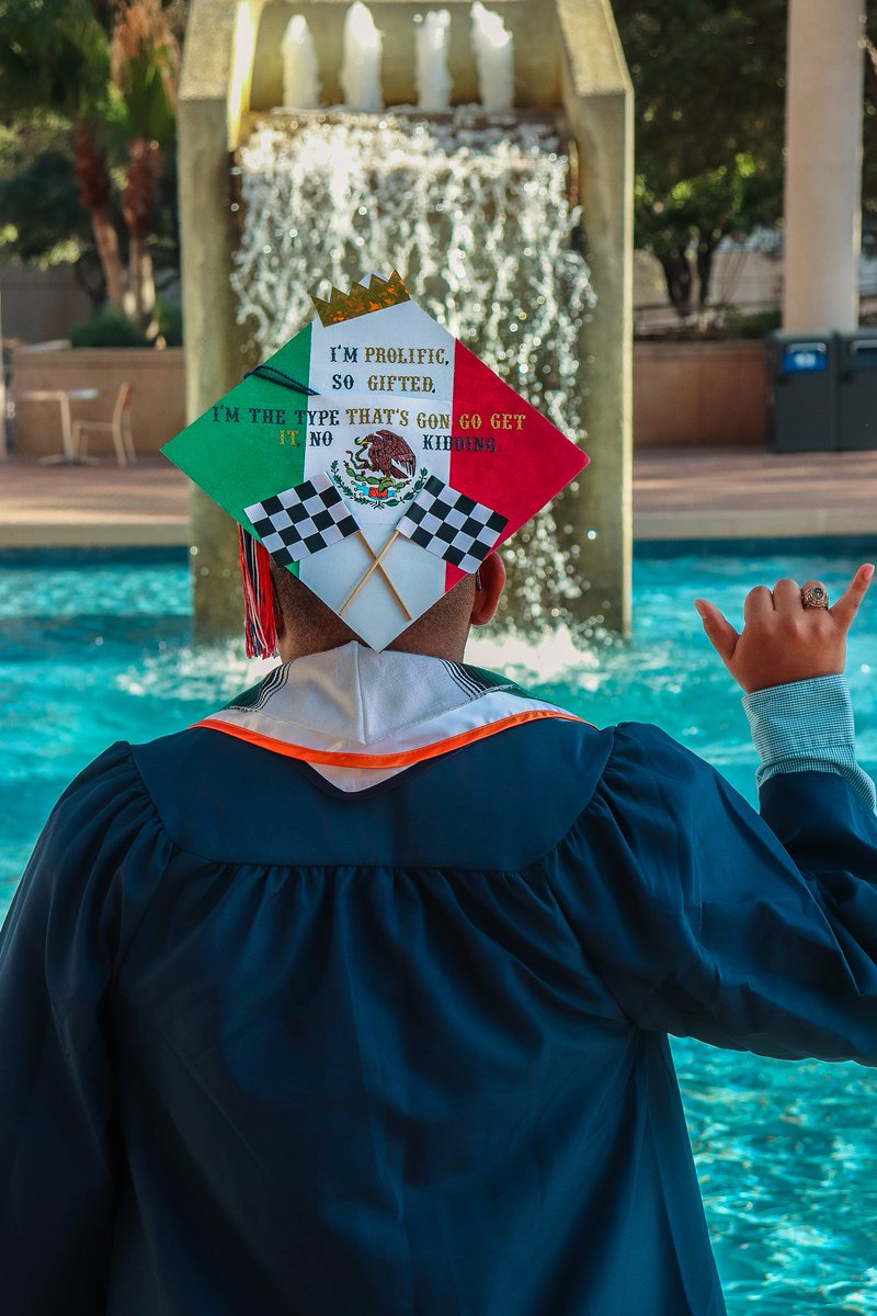 ATX_acm's tweet photo. Think it's about time I wrap it up here.

Allow me to reintroduce myself as the newest UTSA graduate in the Class of 2020 with a Bachelor of Science in Mechanical Engineering.

Shoutout to everyone I met along my journey, stay amazing.

Time for my victory lap. 🏁 https://t.co/jKyGY7K2fL