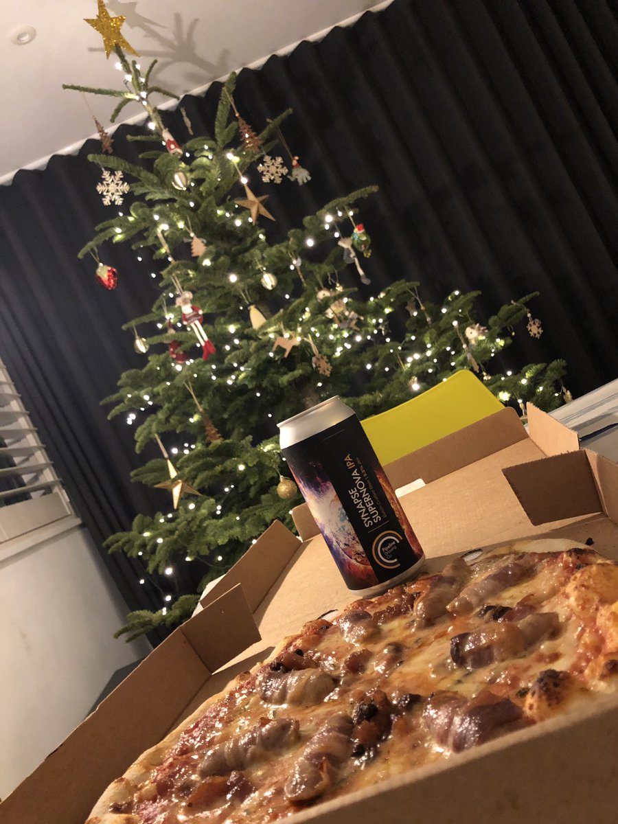 Christmas Pigs in blankets on a pizza!Order on 01872553092 or online #pizza #cornwall