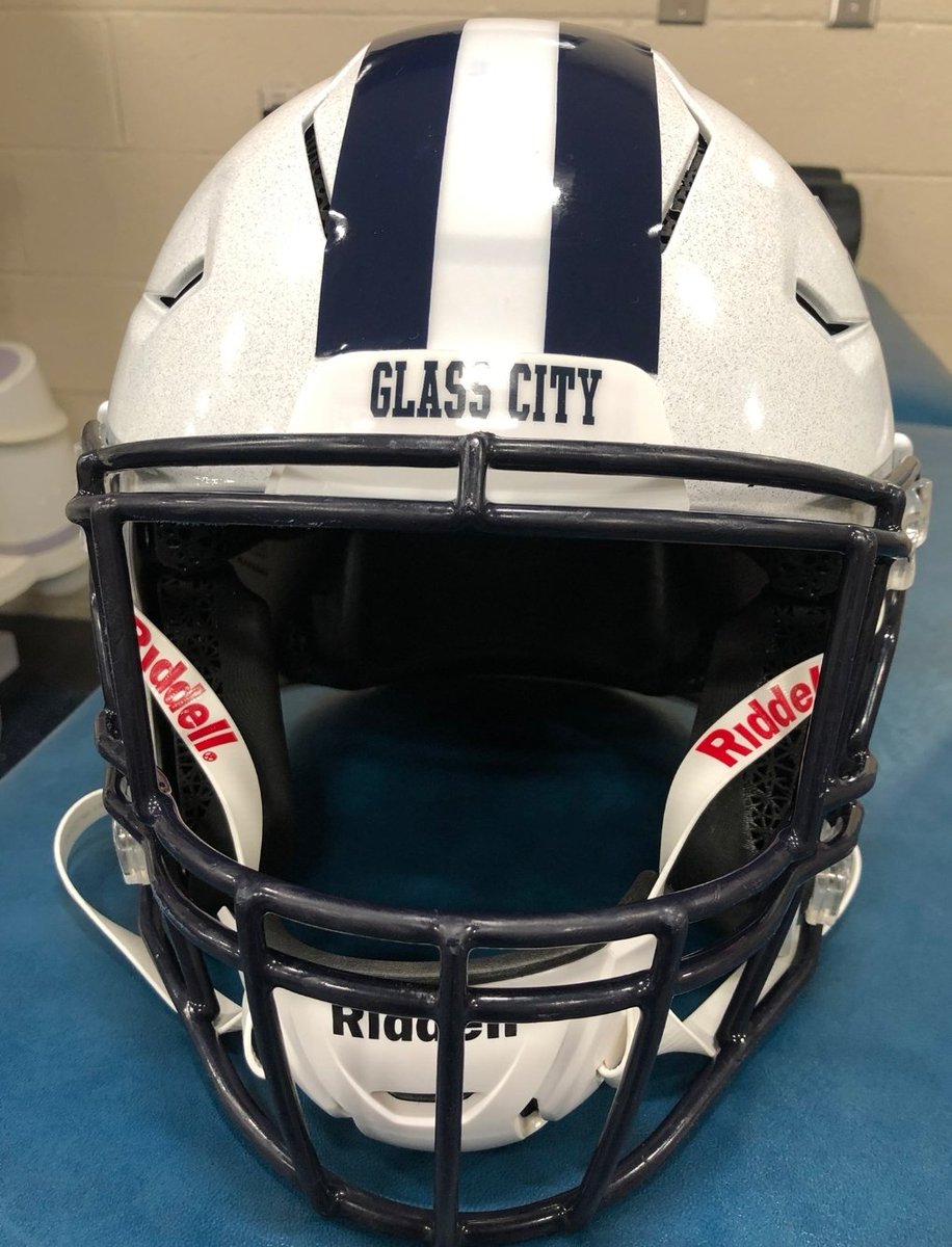 wtfcoach's tweet photo. It looks like Toledo @ToledoFB is going to wear   this new helmet today. It is a reverse of a throwback helmet.  For their complete helmet history go to https://t.co/mzxOaKSzMF
#CFB2020NewHelmet123
@UniWatch 
@PhilHecken 
@SimplyMoono https://t.co/HeJrPMhSyj