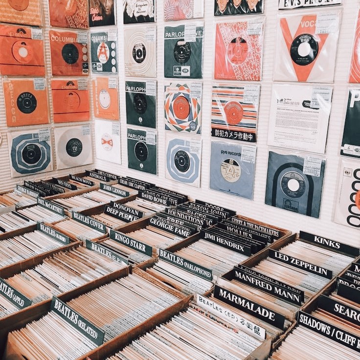 - Gods & Monsters( https://archiveofourown.org/works/2090982/chapters/4550871?view_adult=true)