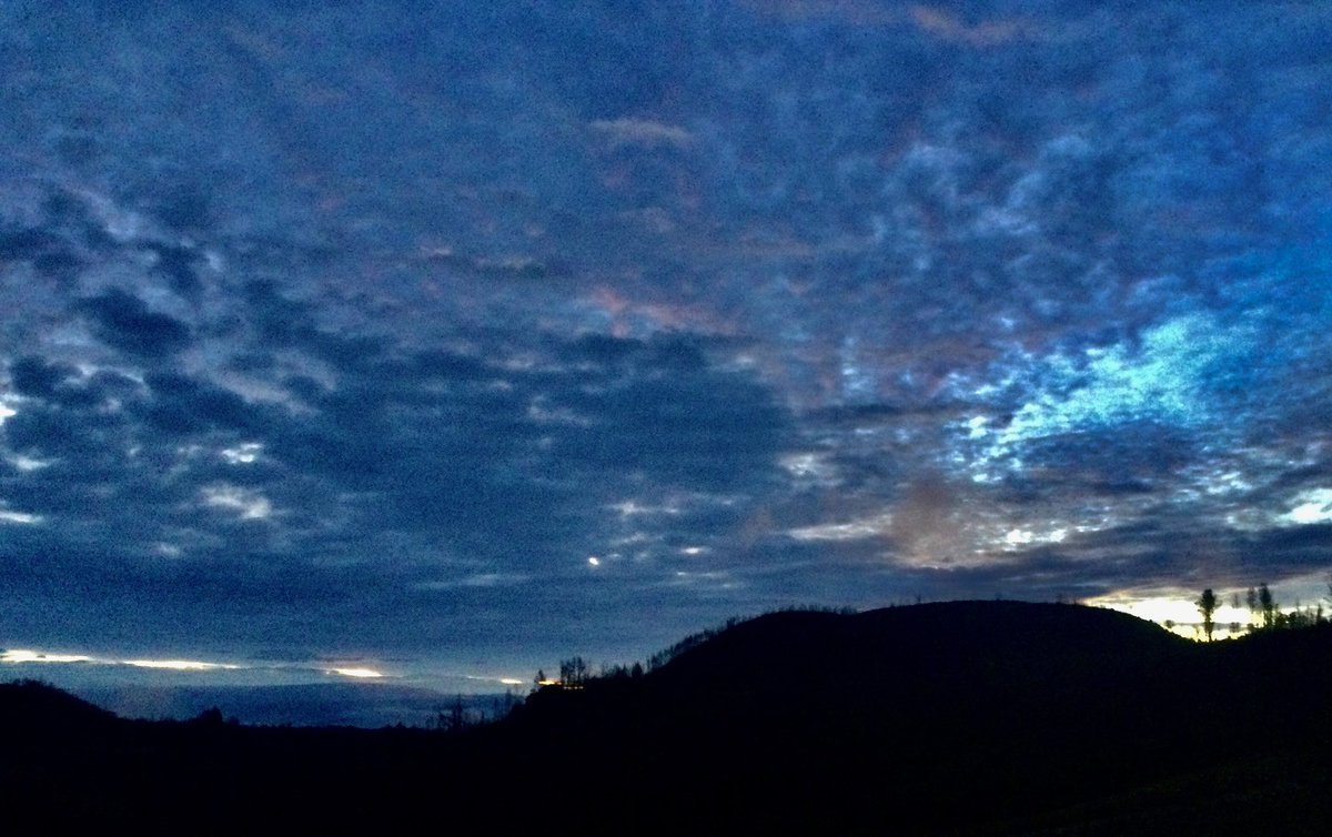 #MtVeeder sunrise @skyvineyards