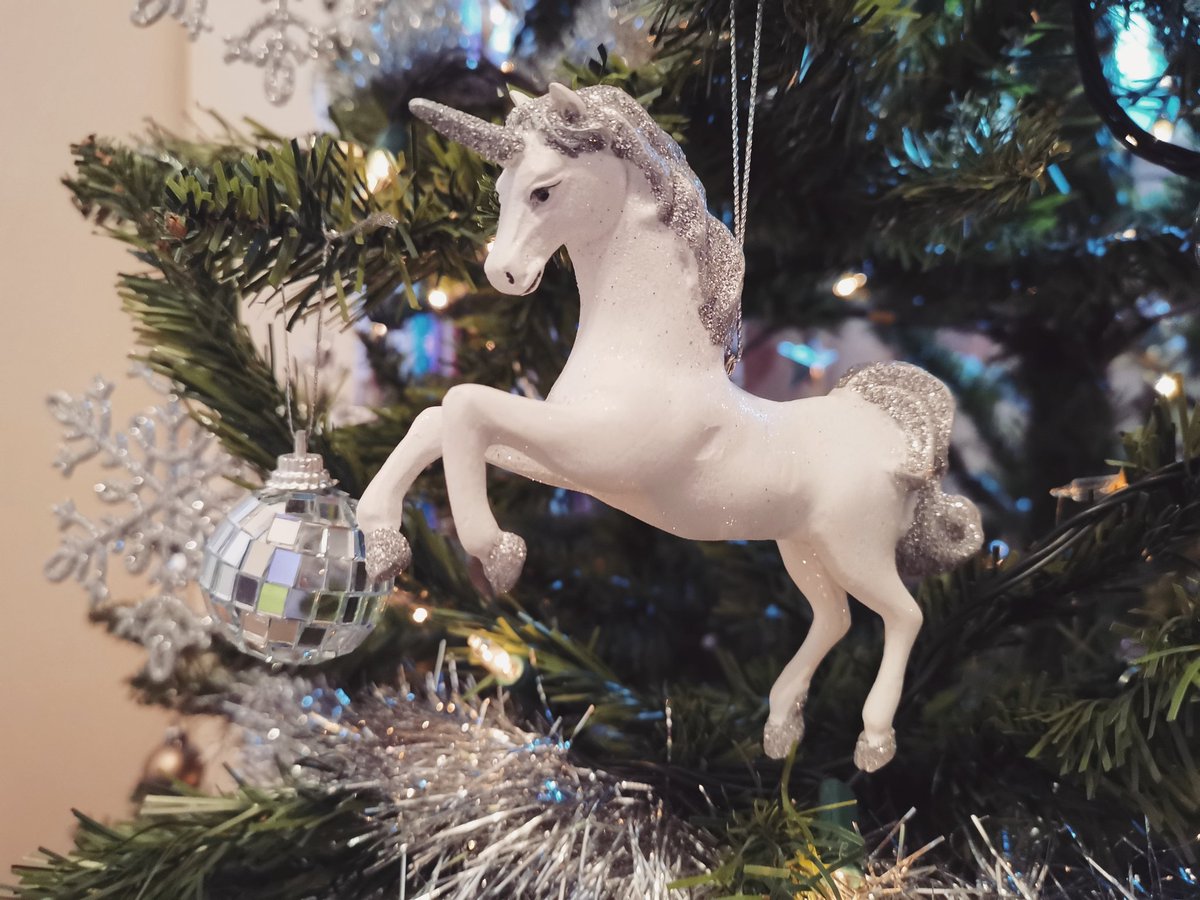 steviejonsmith's tweet photo. @singingbathmatt babs catering all homosexual themes for this year, Disco Balls, Unicorns and Bears all in one tree #diningroomtree #Christmas2020 https://t.co/6mfCBp6j9O