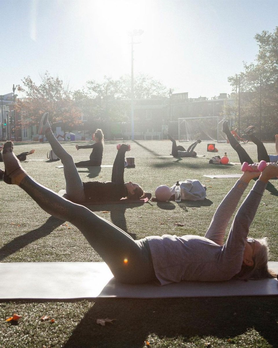 barre3's tweet photo. “The moment I fell in love with barre3 was at the end of one of my evening classes after a long day at work. My instructor told us to be proud of who we are and love ourselves as unconditionally as we love the important people in our lives. “ -Nicola
https://t.co/D0GOJoNxLa https://t.co/F20Jj3OPmf