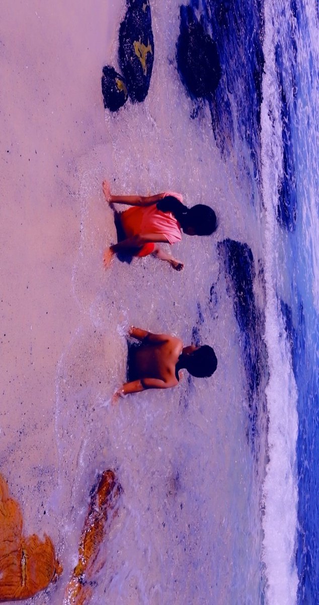 charnewarely's tweet photo. 🏖 🌊 🌞 https://t.co/9nF1X3xFs0