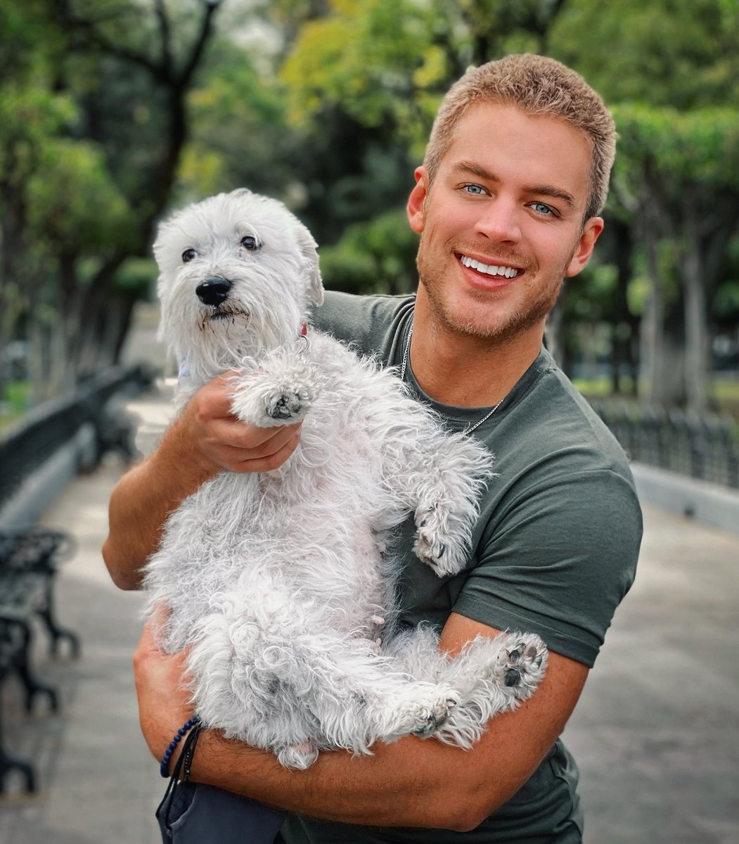 Polo_Morin's tweet photo. Aunque sea viejita, siempre va a seguir siendo mi bebe. (Y lo sabe)
🐶👨🏼‍🦲
https://t.co/1MgAol6Y8R https://t.co/fUyk7itGmn