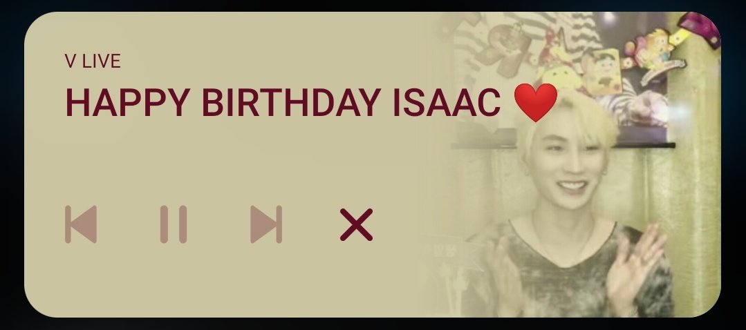 cingu4eva's tweet photo. The struggle is real!!!!!
#2uMemoryLog
#HappyIsaacDay https://t.co/gX31qVdK26