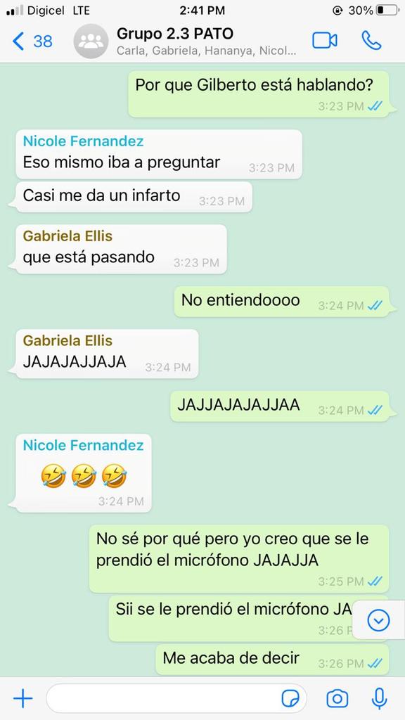 HMFL07's tweet photo. Como olvidar cuando en plena charla de historia se le prende el microfono a Gilberto y se escucha prácticando la charla cuando ni nos tocaba y todas entramos en panico porque no nos sabiamos nada🤯🤣😂 @AEMP_UP @med14up #Reto87 #RetoAEMP #retoflash https://t.co/gMLWu4wc1x