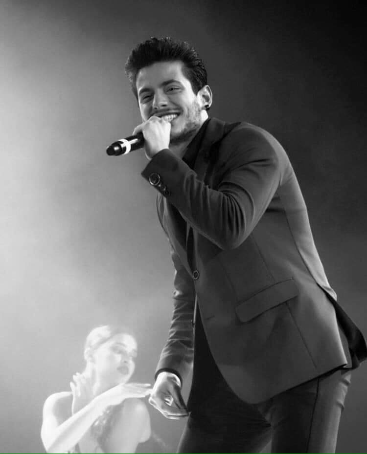 katrin_akl1's tweet photo. Για να ξέρετε τον νικητή απο τωρα.😚
#vangeliskakouriotis #j2us https://t.co/qQnLhj5Ve7