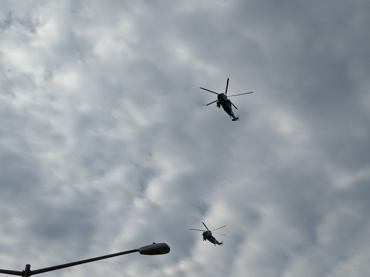 Also saw some familiar helicopters overhead on my wayDont know if one is Marine One (presidential chopper), but both were decked out in white and blue, same model