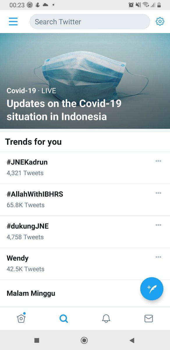 Dims_02's tweet photo. @RMe3000 Masa sih itu selisih 400 loh,kita bisa lihat banyak orang orang Indonesia yang smart percaya kalau JNE tidak seburuk apa yang buzzeRp katakan 🤭🤭 https://t.co/fng0HEBbZi
