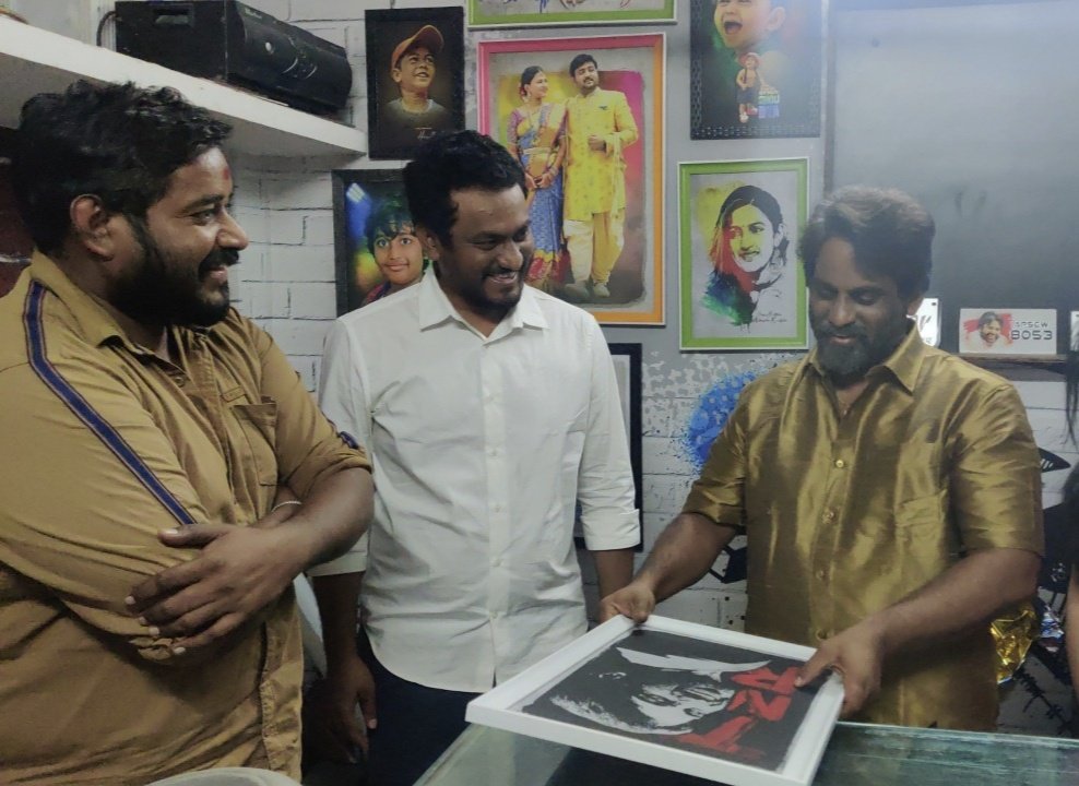 ursSreekanthGS's tweet photo. With @TNRdirector  Garu And My @bobby_yedida  Garu 😍😍😍😍 https://t.co/RQAFO1Calc