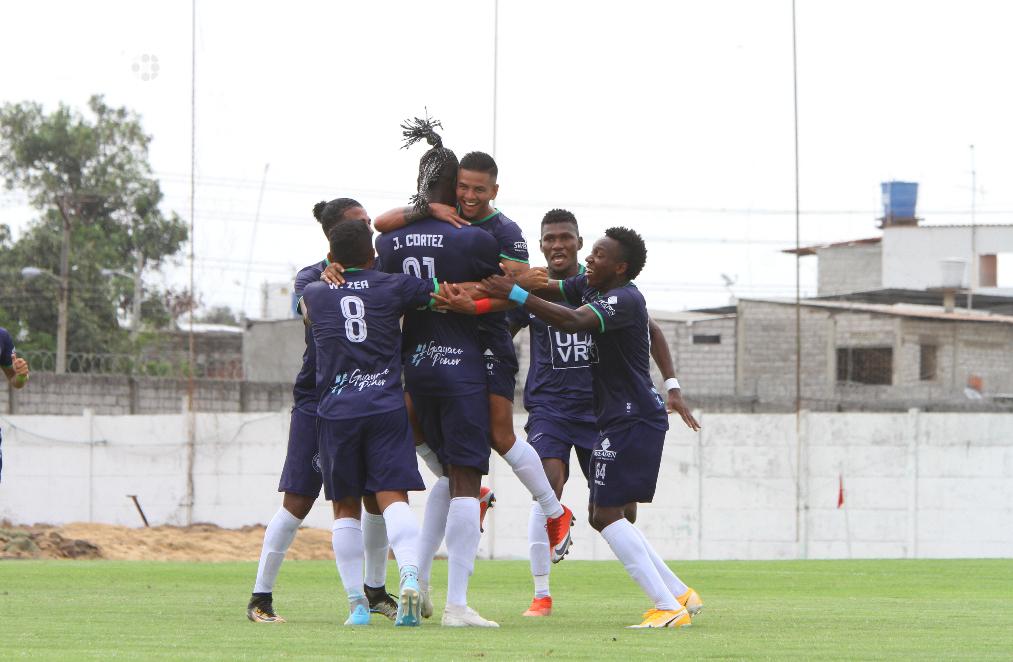RadioDibluFM's tweet photo. Este sábado @GuayaquilSport venció 2-0 a Aampetra (2-1 global).✅ Goles: Washington Vera (18') y J. Cortez (75').
Conn este resultado #LosBuhos ascienden a la #Serie y jugarán la final en el Estadio Municipal de Otavalo el próximo sábado. https://t.co/4Cb8IuqEuV
