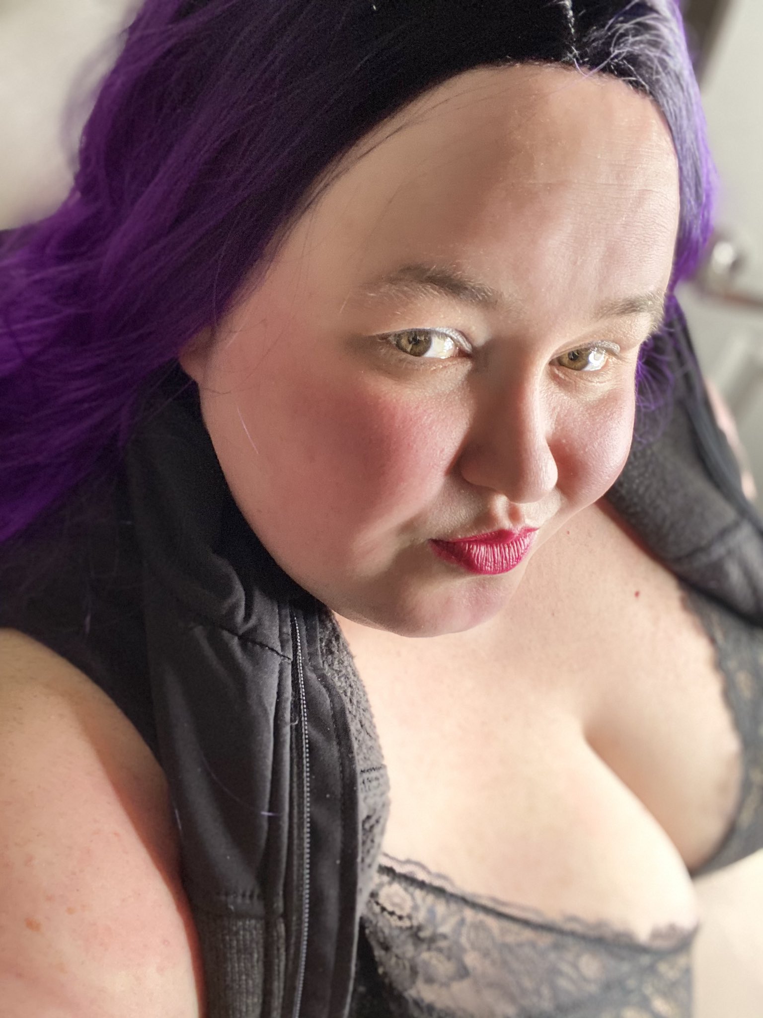 For the holiday im posting festive content and having a blast! #holidays #onlyfans #bbw #AdultWork #onlyfansnewbie #subscribe #sugarbaby https://t.co/DaLsL23MEN https://t.co/9rLUZB1ubx