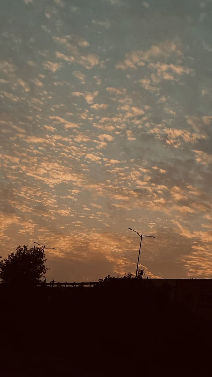 #EveningBlues #sky #beauty #NaturePhotography #photography #photooftheday #clouds #bluesky #orangesky  #shotoniphone #shotoniphone12 #naturelover #cloudlove #skylove #PhotographyIsArt