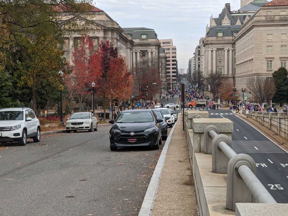 Chuds heading from National Mall north towards White House