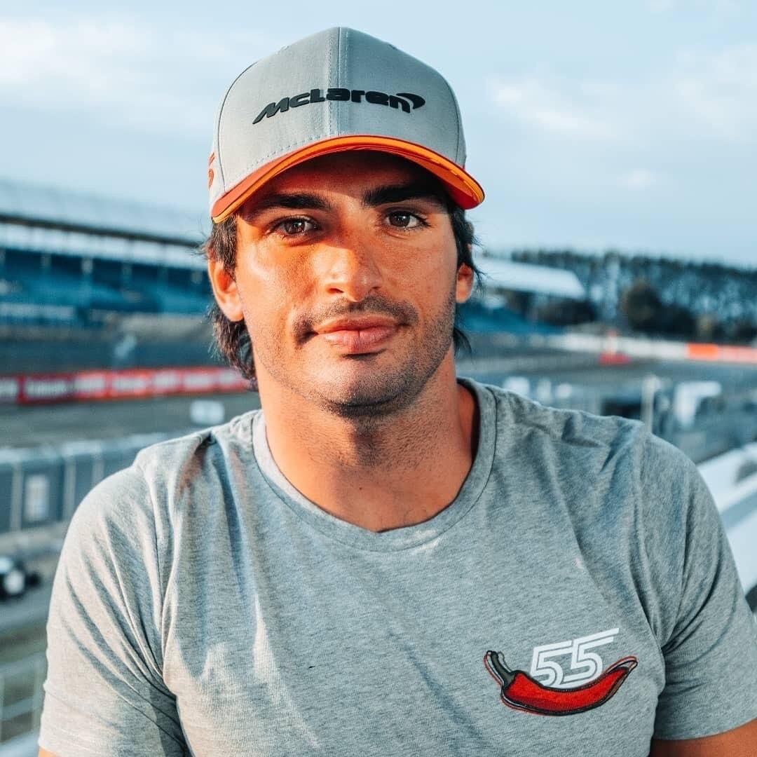 A thread of Carlos to celebrate his time at McLaren