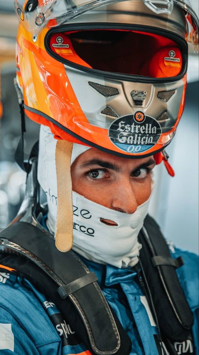 Carlos is taking notes from Seb in order to fill his shoes at Ferrari 