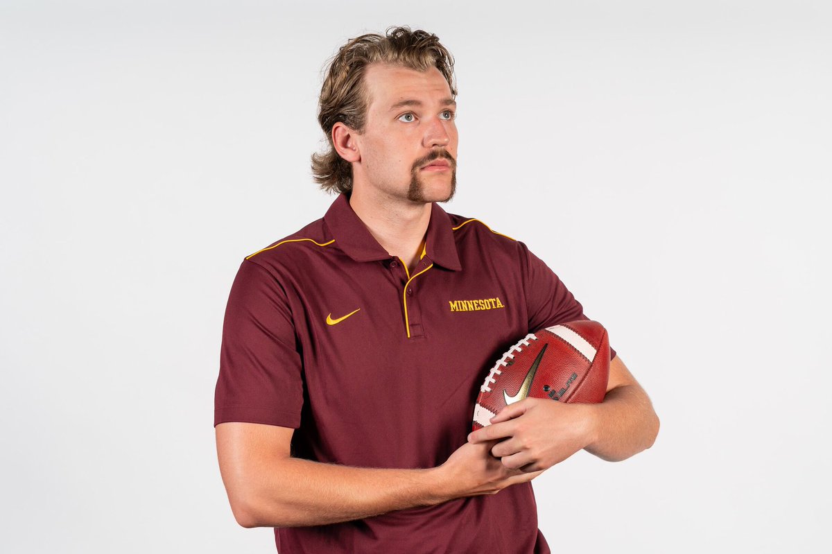 Ders Fever. In his first career game action he has connected on an extra point and 31-yard FG. #MINNvsNEB