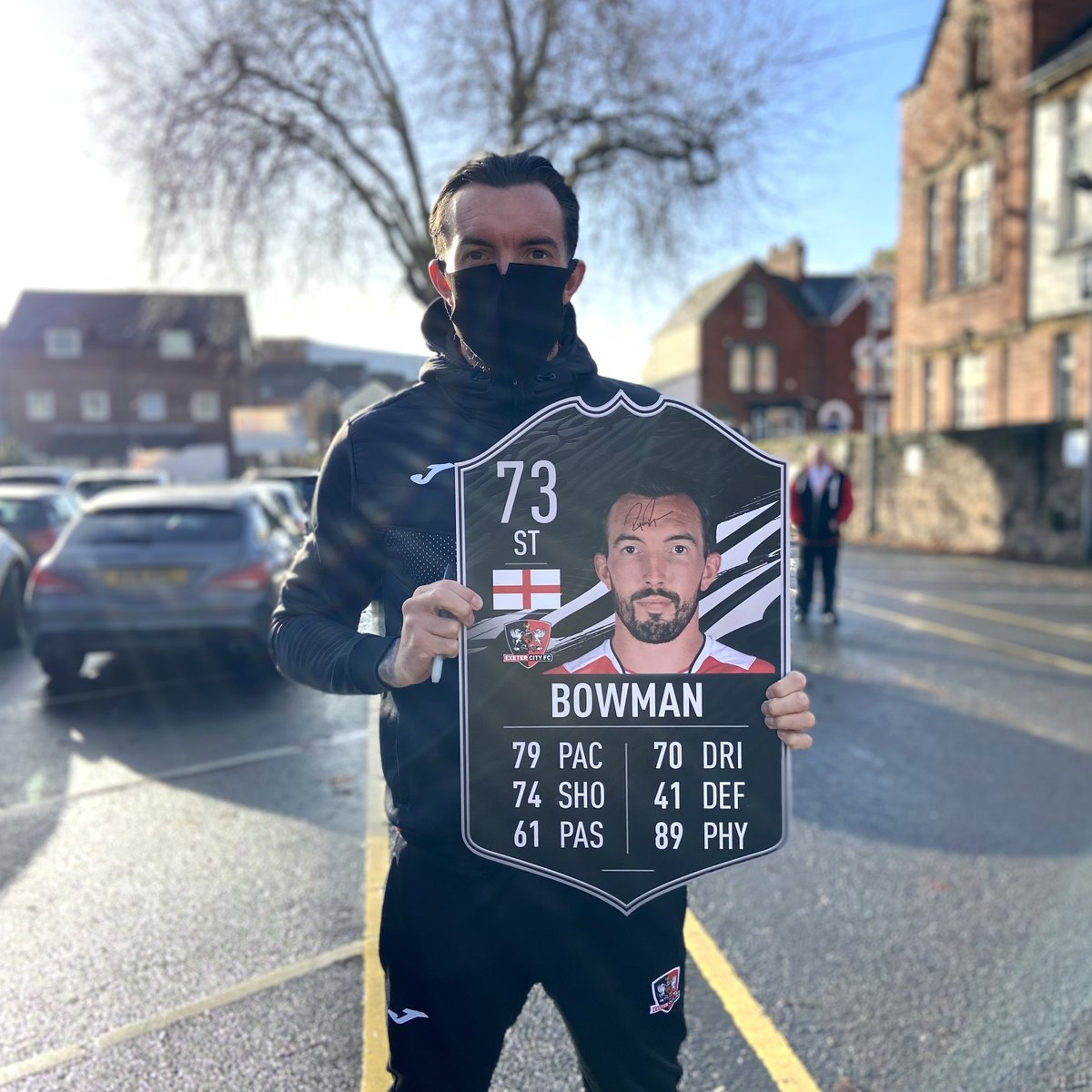 OfficialECFC's tweet photo. 🚨 COMPETITION TIME 🚨

Fancy winning @ryan_bowman12's @EASPORTSFIFA TOTW signed card? (from his last hat-trick) 😉

Just RETWEET this before 8pm tomorrow night to enter!

He's signed it on his big 'ol bonce of course 😆

#ECFC #OneGrecianGoal https://t.co/C1bOPTyUGY