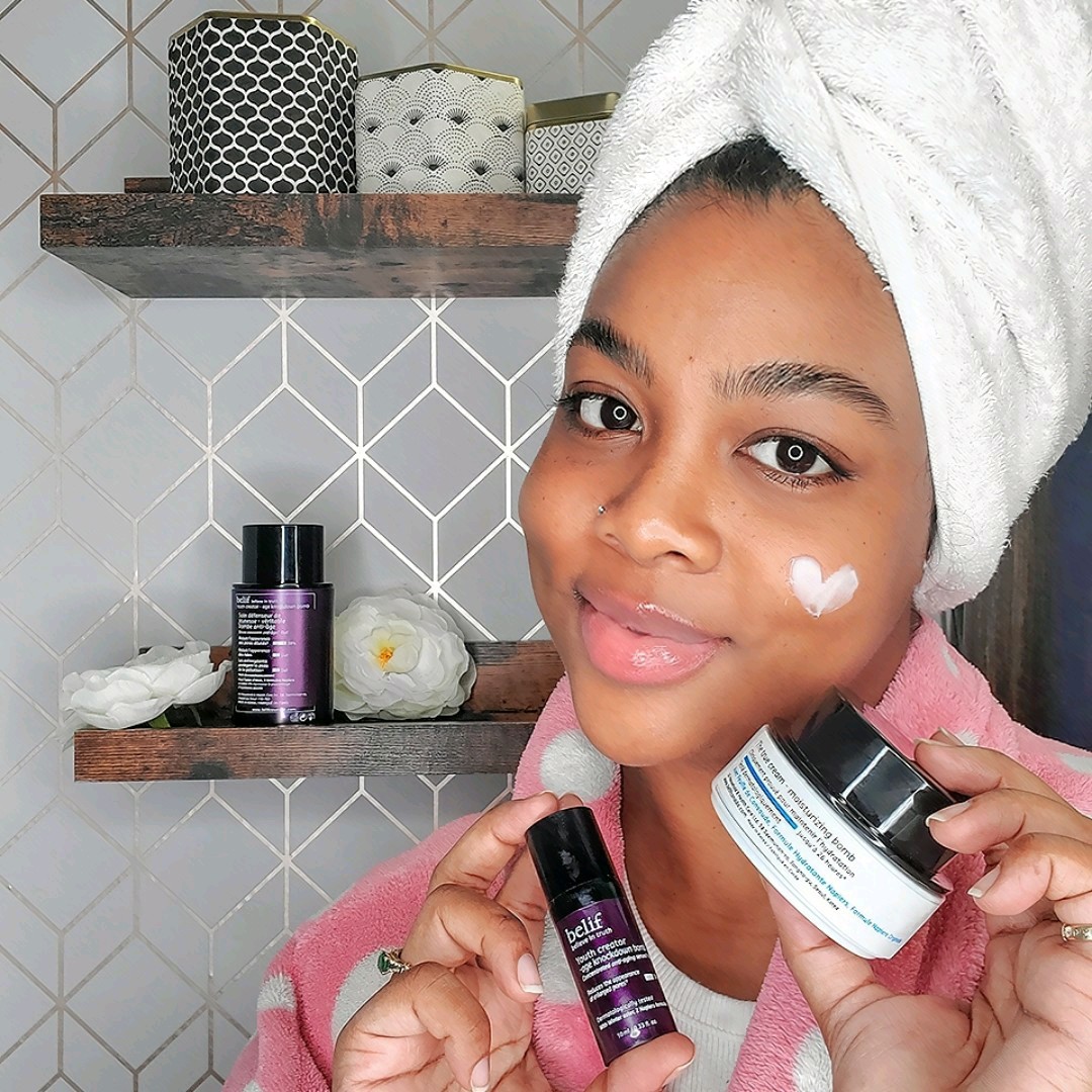 ItzzMandaa's tweet photo. Believing in Belif!✨
I was already introduced to the Youth Creator Age Knockdown Bomb but finally got a chance to try The True Cream Moisturizing Bomb. Now, I'm really getting into an obsession with Belif skincare!😍
#belifinmoisture #complimentary @belifCanada @Influenster https://t.co/AcF8rINXCe