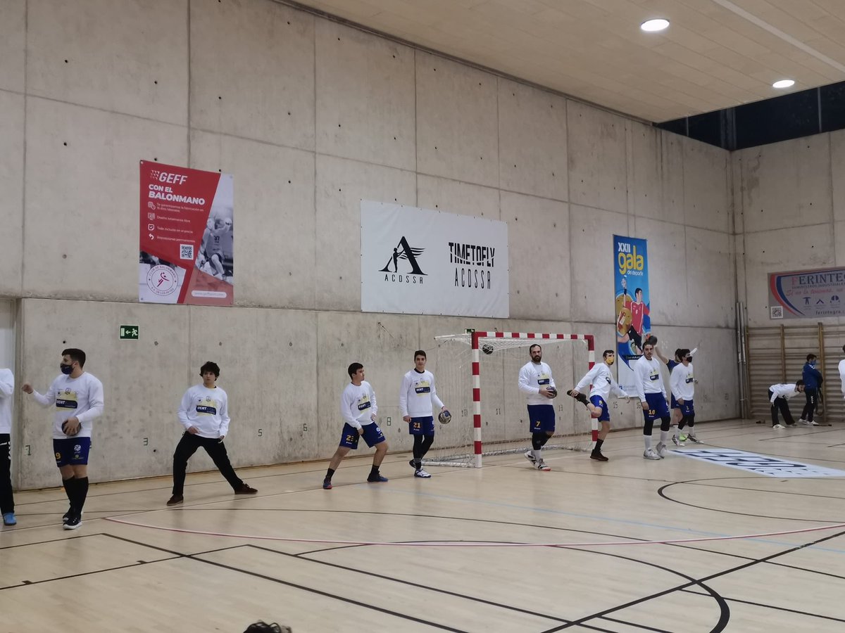 BM_Caserio's tweet photo. 🔴 STREAMING! Desde las 19:30h., sigue el partido de la 11ª jornada de #PrimeraNac que nos enfrenta a @balonmanosanse 

👉https://t.co/ehgfyJFne5 https://t.co/GWC1zkjCXZ