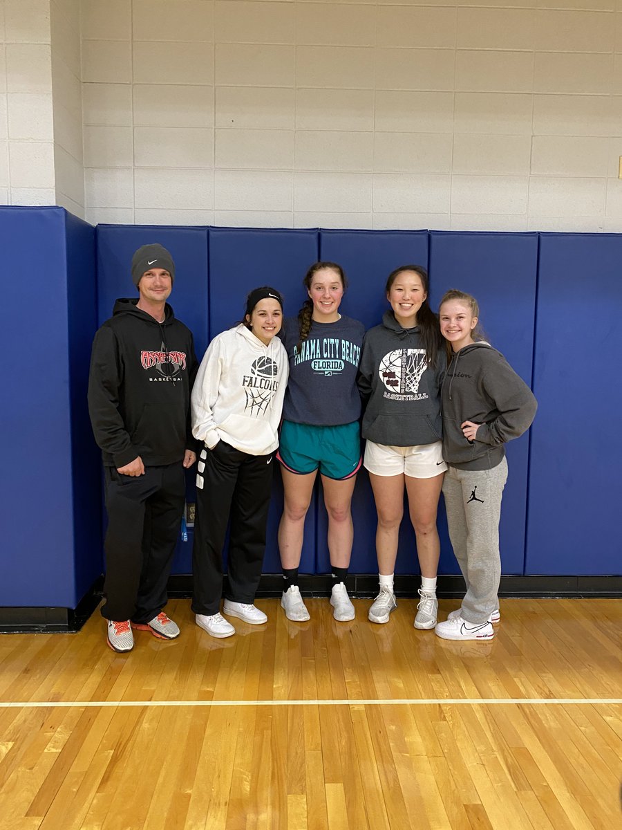 Went to watch Assassins battle each other with both girls showing out. Cassidy goes off for 29 and Hailey answers back with 27!Yep they can get buckets!#Assassins2022