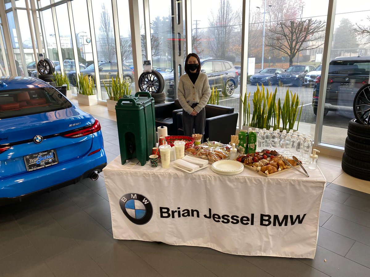 Good morning and welcome to the Brian Jessel BMW 2020 Holiday Top Sales Event! We have a warm and varied breakfast waiting for our customers today ☕️🥐

Come and join us for coffee, croissants and our unmatched service. Give us a call at 604.222.7788 to make your appointment.