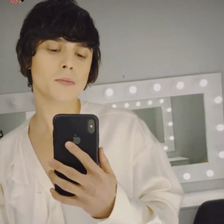 dosshirakk's tweet photo. Мальчик с голосом ангела👼🥵
#alekseev https://t.co/uRAuVna1RX