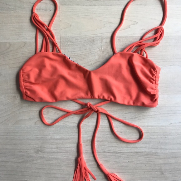 poshingwithpai1's tweet photo. So good I had to share! Check out all the items I'm loving on @Poshmarkapp from @yukikoh13 #poshmark #fashion #style #shopmycloset #jcrew #acaciaswimwear #klubnico: https://t.co/aZXk731pQH https://t.co/zNHB7b4qWi