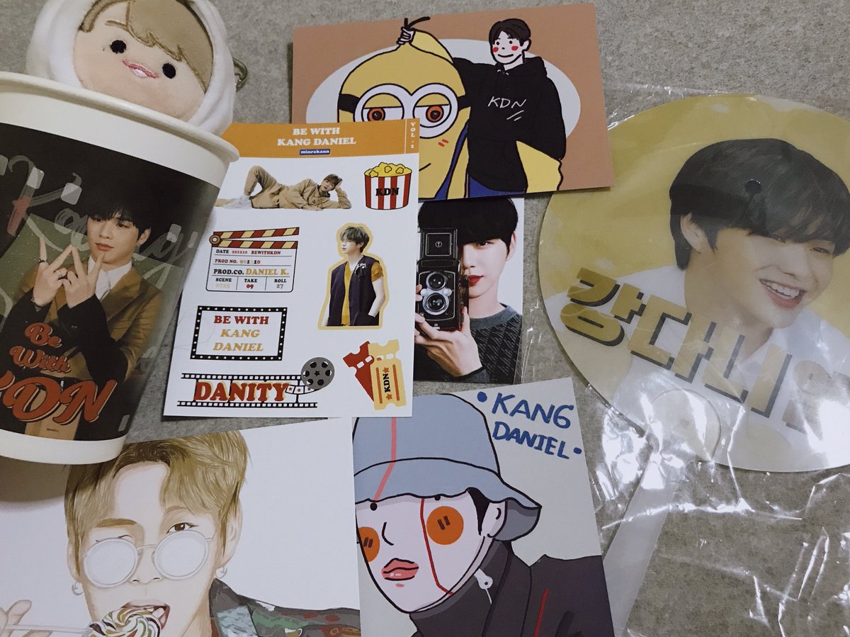 jellybeargirl_'s tweet photo. กอวคาเฟ่นี้น่ารักมากกกก💘มีความครีเอทมาก มุมถ่ายรูปสวยๆเต็มไปหมดเลย คือบรรยากาศภายในค่อนข้างดีไม่อึดอัดเพราะแบ่งเป็นรอบๆ สตาฟในงานน่ารักมากเลย☺️ถึงคนจะเยอะแต่ตอบคำถามทุกคนดีมากเลยเราชอบเฟ่นี้🌷
#BewithKDN https://t.co/bEf3as8kNY