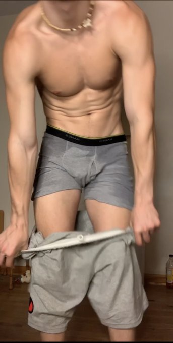 Sweaty and Hairy Balls 💦🍆 https://t.co/7bnXCoKHGH