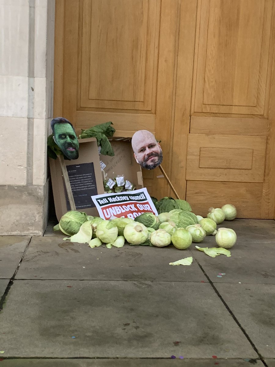 pamperboutiqueL's tweet photo. Thanks Jon Burke special delivery or you @hackneycouncil @hackneycouncil @kofo_david @Meg_HillierMP @itvlondon @Telegraph @Iromg @grantshapps @hackneygazette @nickyJphoto https://t.co/hml3JvZSPM