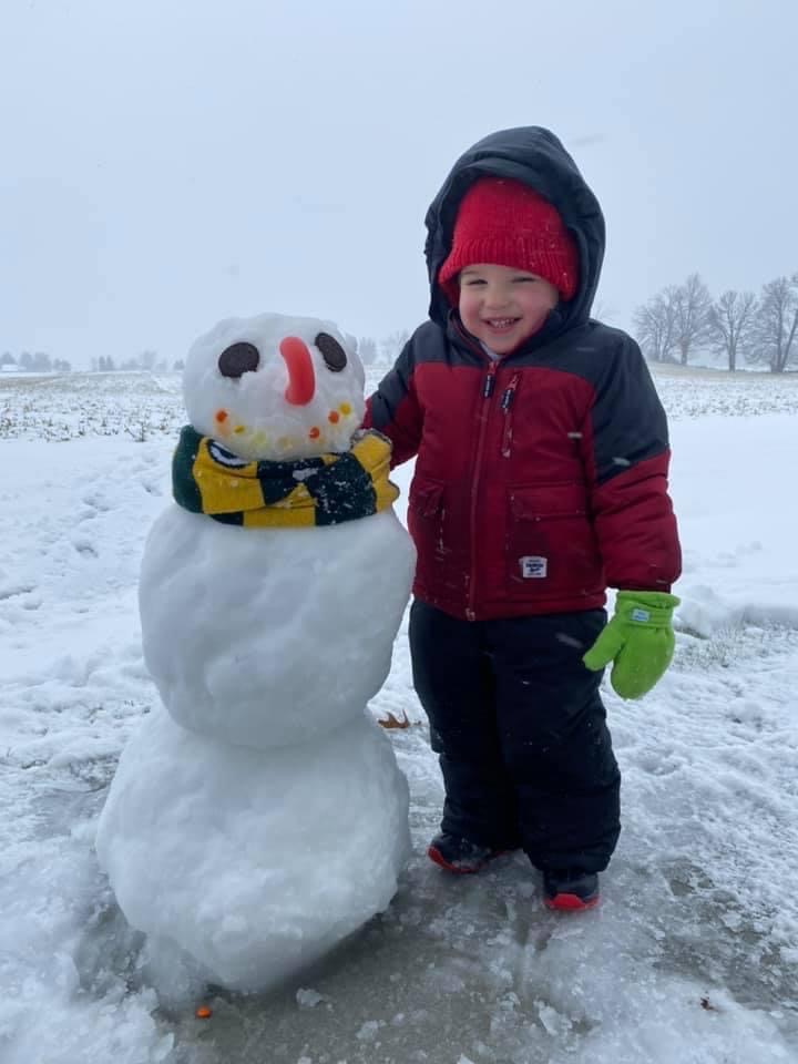 Cody Hill (@eyeonthecloud) on Twitter photo First snow of the year! #GoPackGo #GreenBay #GreenBayPackers #Packers <a href="/packerscoverage/">Green Bay Packers</a> <a href="/packeverywhere/">Packers Everywhere</a> First snow of the year! #GoPackGo #GreenBay #GreenBayPackers #Packers <a href="/packerscoverage/">Green Bay Packers</a> <a href="/packeverywhere/">Packers Everywhere</a>