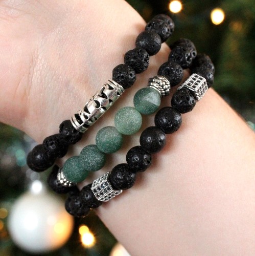 Not only are our aromatherapy bracelets beautiful, they also hold the aroma of your favorite essential oil for hours! Receive a FREE 1ml Lavender Essential Oil with the purchase of any bracelet. Use discount code: LAVENDER.

Shop here: ow.ly/ESq550CIoLC