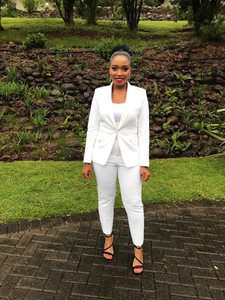 Alu_maq's tweet photo. #BongiAndMsizi #TheReturnBaba @bongseni https://t.co/rcFrVd8ekX