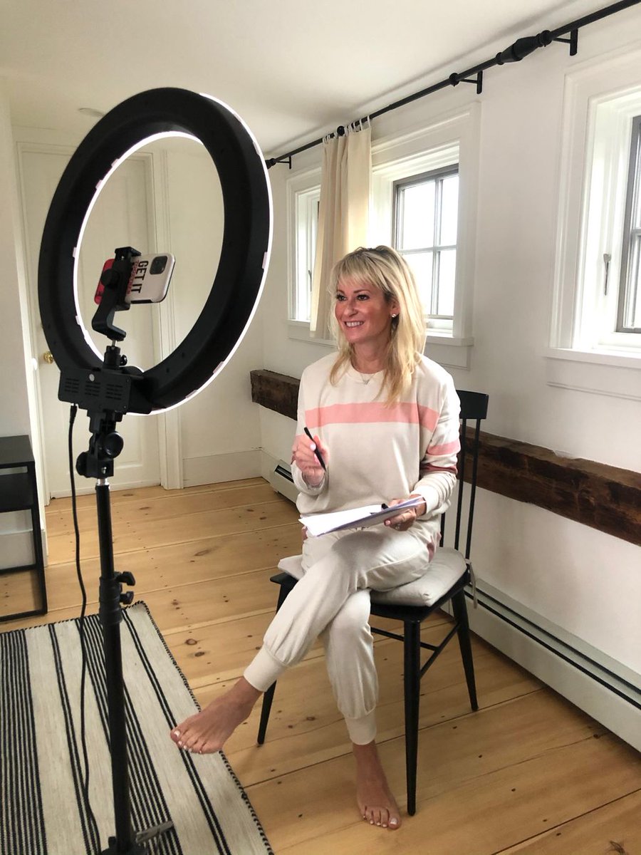 GIT Mom (@git_mom) on Twitter photo As parents are struggling with family & work life I sat down with <a href="/DeniseFOX26/">Denise Middleton</a> of <a href="/FOX26Houston/">FOX26Houston</a> to talk about how families can Get It Together and manage home life during the #pandemic.
buff.ly/3n8fBgi
#coronvirus #parenting As parents are struggling with family & work life I sat down with <a href="/DeniseFOX26/">Denise Middleton</a> of <a href="/FOX26Houston/">FOX26Houston</a> to talk about how families can Get It Together and manage home life during the #pandemic.
buff.ly/3n8fBgi
#coronvirus #parenting