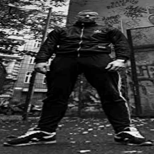 Mama sagt das Volk ist dran mit Xbox spielen