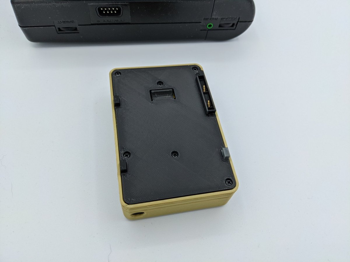 collingall's tweet photo. Retweet for your chance to win a limited Ancient Gold Nomad Lithium Battery Pack. Batteries, MegaSD, and Nomad are not included with this prize. You will receive the pack assembled and ready for 18650 cells. 
Drawing will take place Saturday 19th of Dec 12PM CST
#Laserbear https://t.co/DouQ4G6sPw