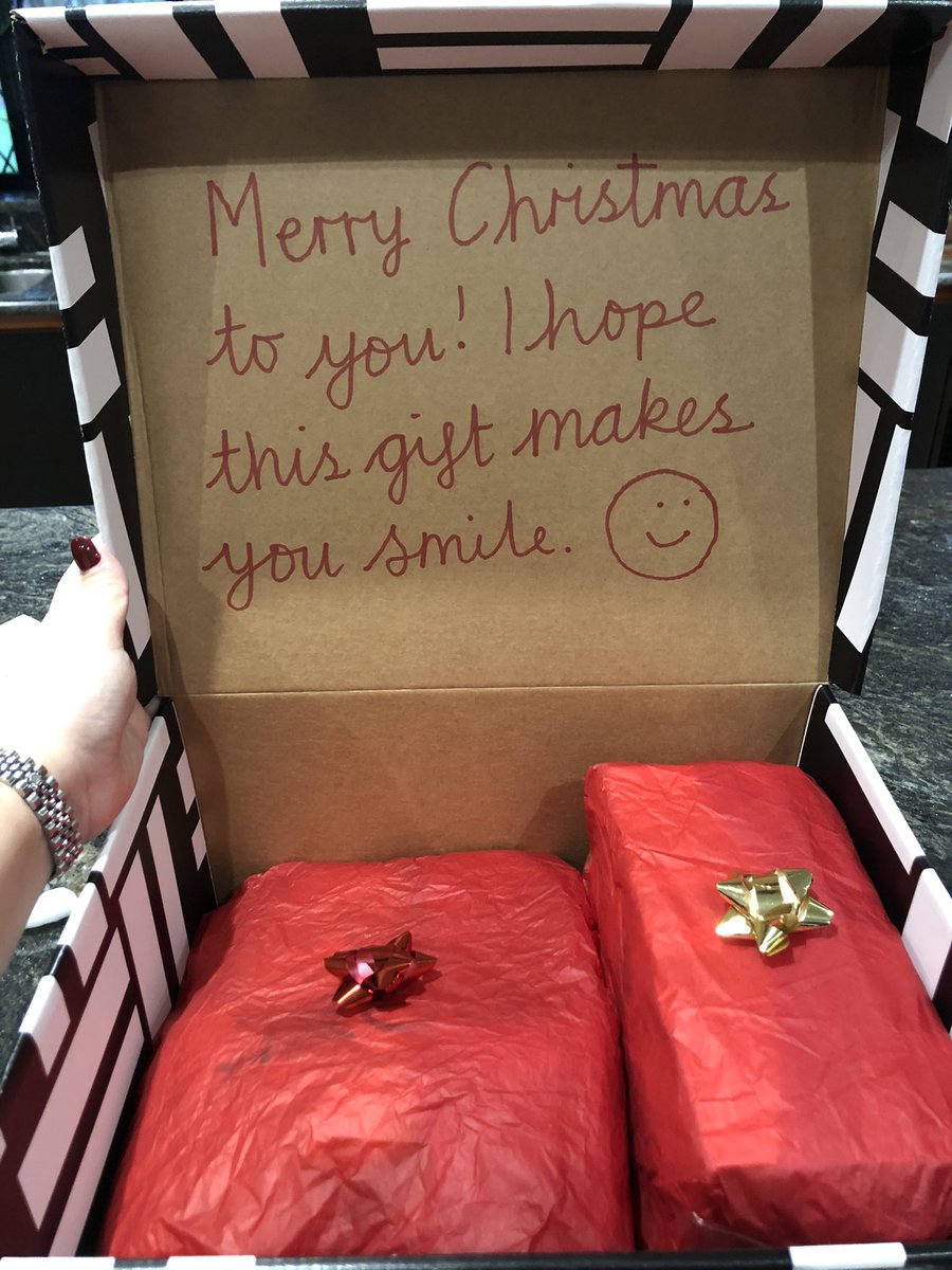 vjadethornhill's tweet photo. @HartlepoolTree we have some gifts ready to go in the Monday post for you to distribute to children in need 🎁 I hope these presents bring a smile and a little Christmas magic #Christmas https://t.co/yMHdYiYw43