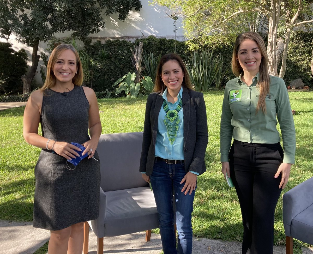 JasminBugarin's tweet photo. El día de hoy la #FamiliaVerde nos sentimos más fortalecidos que nunca con la visita de nuestra Dirigente Nacional @karencastrejon_, bienvenida amiga a está tu casa. https://t.co/yoPsEiiIfA