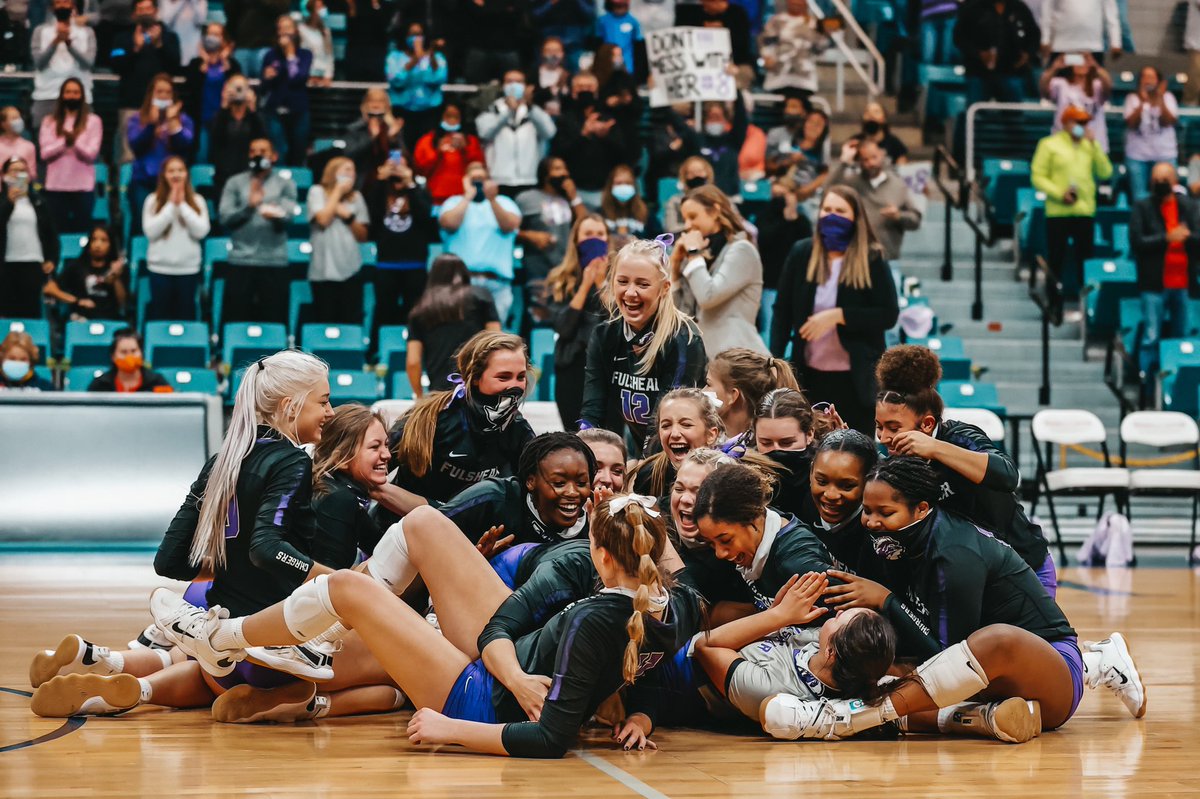 greta_feeney's tweet photo. so incredibly proud of this team! not the outcome we hoped for but this team is truly special! i love every single one of y’all more than you know!!!!! #secondinthestate https://t.co/mWPFqN2xyG