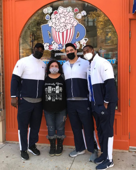 POParellas's tweet photo. Some of the “Boys” came to get fuel before their plane ride. Thanks so much for the continued support and good luck tomorrow! #GourmetPopcorn #FriscoSquare #FriscoTexas #SeeYouAllNextWeek #DallasCowboys #connor_mcgovern66 #gregorysenat #sweet904 https://t.co/ODa79LAQvP