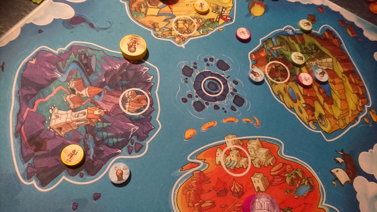 MissBayBee_de's tweet photo. Heute endlich nach langem Warten auf die deutsche Version von #The7thContinent mit den Kids angefangen. Mal schauen, wie die das finden.
Cool, dass es inzwischen einen kürzeren Einführungsfluch gibt.
@SeriousPoulp.
Gestern war nur Zeit für ein schnelles #FlickOfFaith https://t.co/OTsd5yozL3